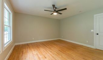 575 North St, Agawam, MA 01030