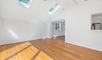 9407 WADSWORTH Dr, Bethesda, MD 20817