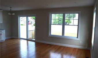 68 Greene St 5, Warwick, RI 02886