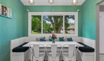 1432 Arden View Dr, Arden Hills, MN 55112