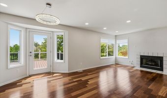 2243 Sun Valley Dr, Ann Arbor, MI 48108