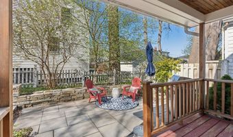 11 Linden St, Bath, ME 04530