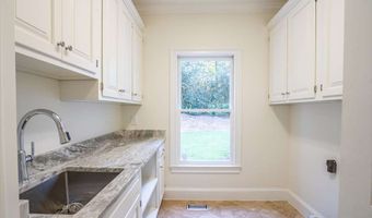 115 Melbourne, Athens, GA 30606