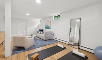 128 West Ave, Darien, CT 06820