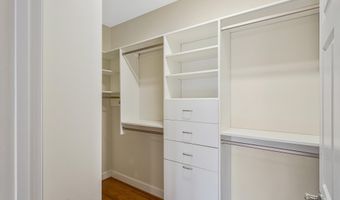 20432 BUNKER HILL Way, Ashburn, VA 20147
