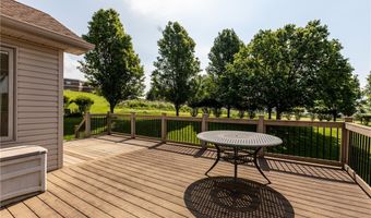 108 Winfield Manor Dr, Adams Twp., PA 16046