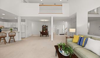 9 Blue Meadow Ct 9, Bourne, MA 02532