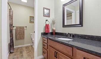 19229 Chuck Wagon Cir, Belle Fourche, SD 57717