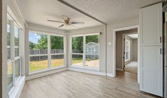 111 W Shelton St, Alvarado, TX 76009