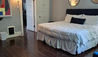 922 Summit Ave, Cincinnati, OH 45204