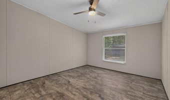 623 Barn Rd, Bonneau, SC 29431
