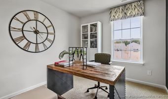 221 Maddox Dr, Aberdeen, NC 28315