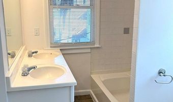 663 E 5th St B, Boston, MA 02127
