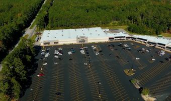 1072 B Dominy Ct, Camden, SC 29020