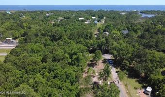 6190 N Railroad Ave, Bay St. Louis, MS 39520