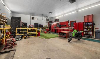 365 W Wrentham Rd, Cumberland, RI 02864