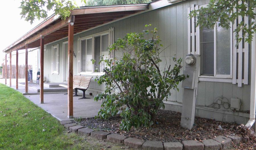 35404 N Flagstone Dr, Benton City, WA 99320 - 4 Beds, 2 Bath