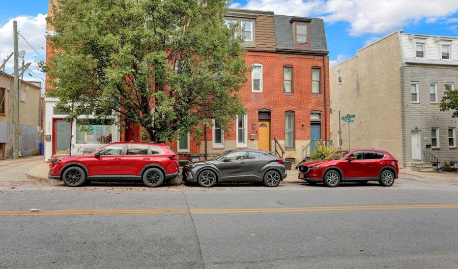 2308 E FAIRMOUNT Ave, Baltimore, MD 21224 - 4 Beds, 3 Bath