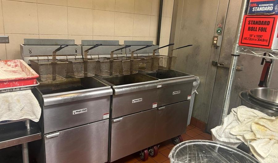 2932 W Euclid Ave, Arlington Heights, IL 60005 - 0 Beds, 0 Bath