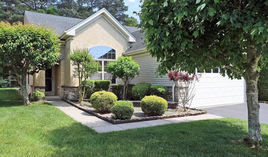 27 Vineyard Way, Barnegat, NJ 08005 - 2 Beds, 2 Bath