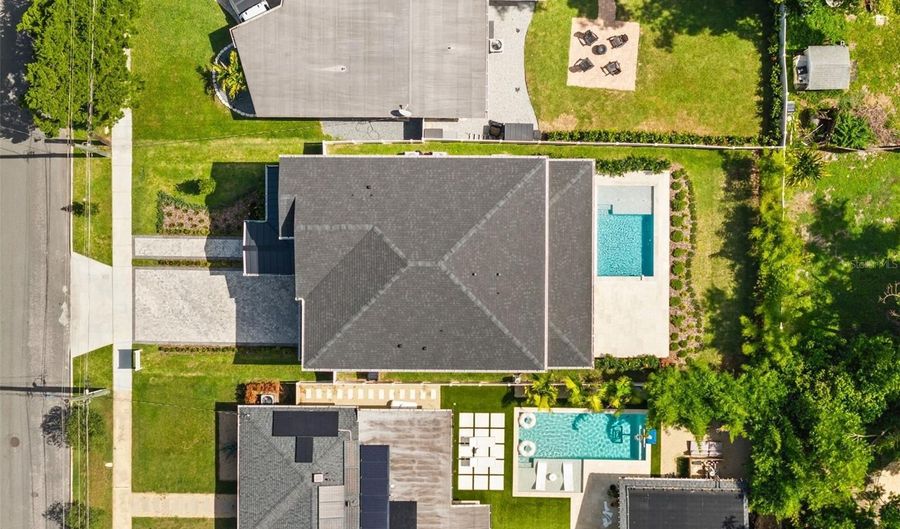 2422 MUSSELWHITE Ave, Orlando, FL 32804 - 5 Beds, 5 Bath