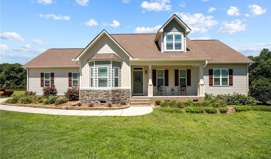 34 Westchester Ln, Angier, NC 27501 - 4 Beds, 3 Bath
