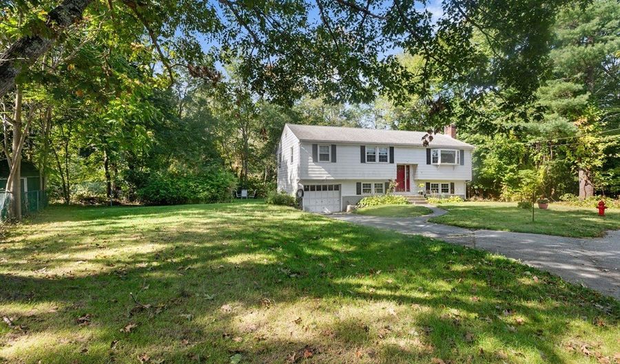 3 Johnson St, Ashland, MA 01721 - 3 Beds, 2 Bath