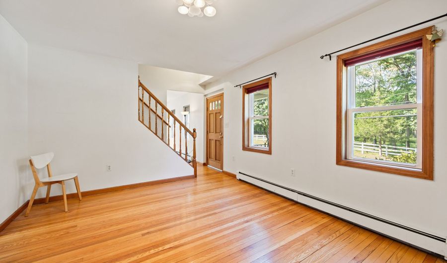 479 Blacks Rd, Cheshire, CT 06410 - 3 Beds, 2 Bath