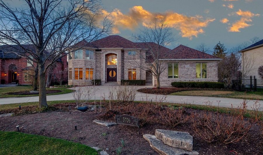 3706 Maple Ave, Northbrook, IL 60062 - 5 Beds, 6 Bath