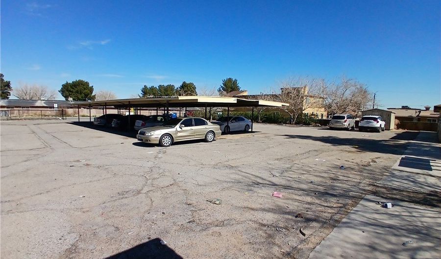 11661-11663 White Ave 6, Adelanto, CA 92301 - 1 Beds, 1 Bath