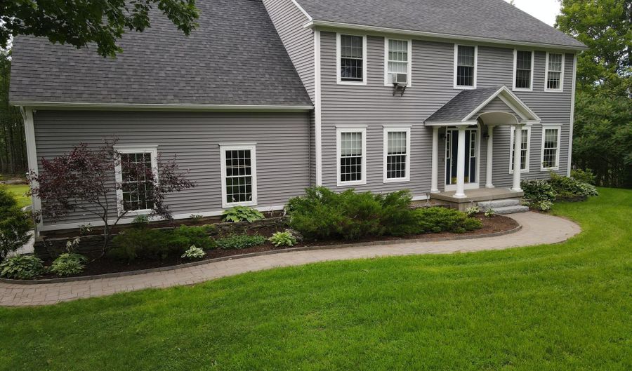 134 Pine Ledge Rd, Bangor, ME 04401 - 4 Beds, 3 Bath