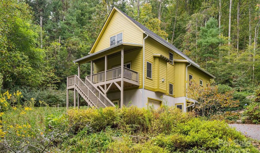 135 Spooks Branch Rd, Asheville, NC 28804 - 3 Beds, 3 Bath