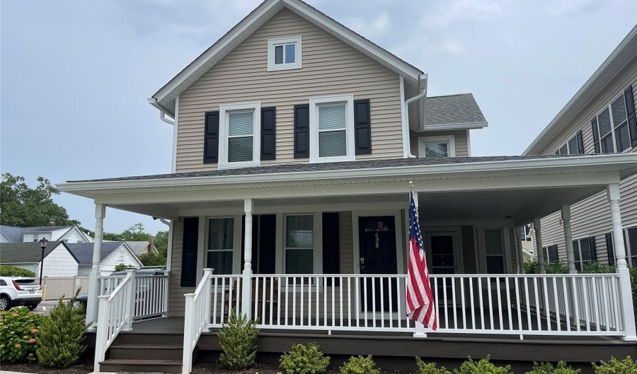 49 B Park Ave, Amityville, NY 11701 - 1 Beds, 1 Bath
