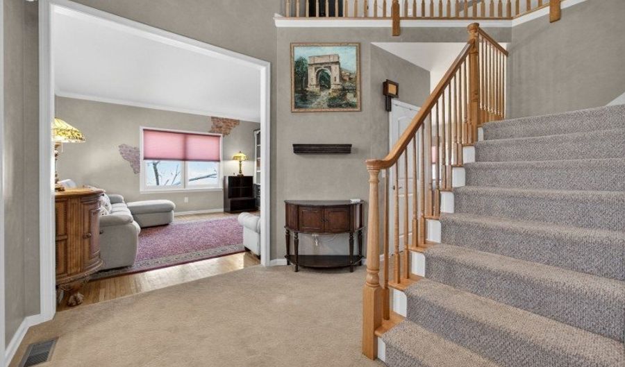 15 Hidden Valley Rd, Andover, NJ 07860 - 4 Beds, 3 Bath