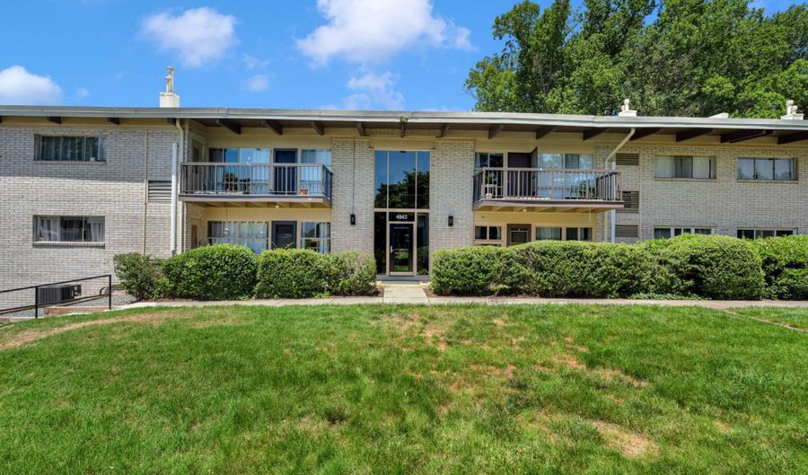 4943 AMERICANA Dr D-102, Annandale, VA 22003 - 2 Beds, 1 Bath
