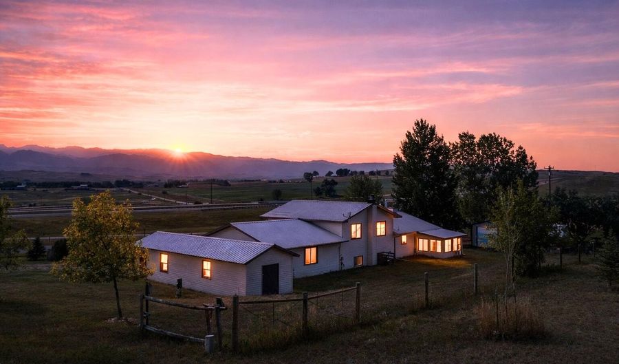 45 Camino Vista Montana, Buffalo, WY 82834 - 3 Beds, 3 Bath