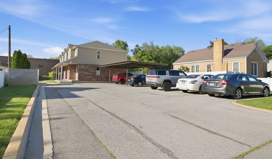 182 W 300 N 4, Bountiful, UT 84010 - 3 Beds, 4 Bath
