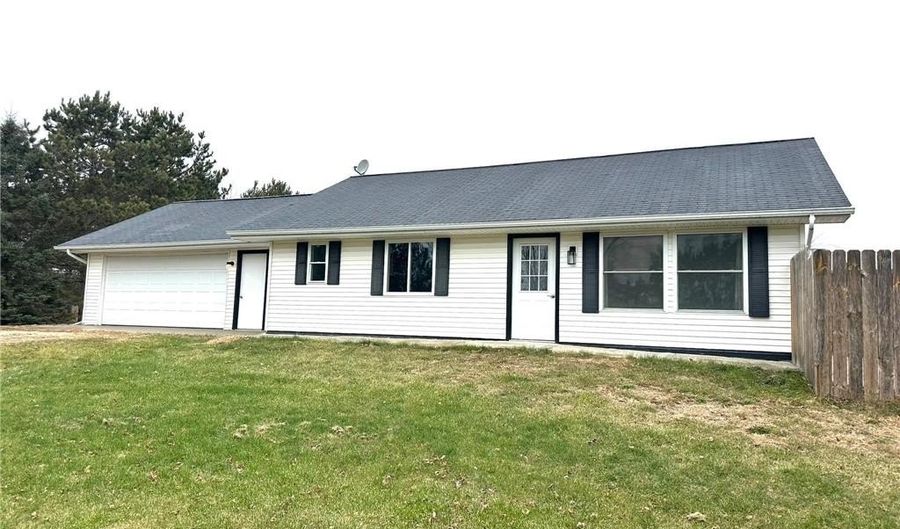 200 Staff St SE, Akeley, MN 56433 - 2 Beds, 1 Bath