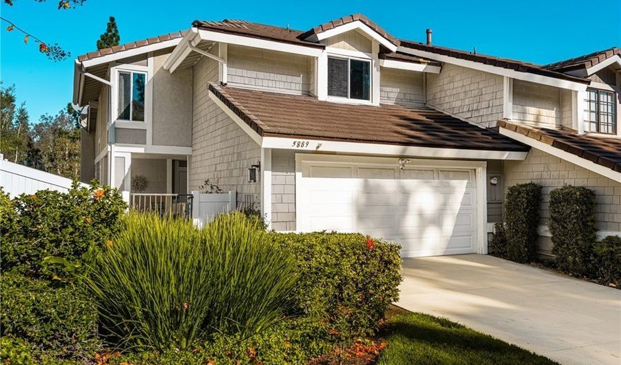 5889 E Mountain Loop Trl #4, Anaheim, CA 92807 - 3 Beds, 3 Bath