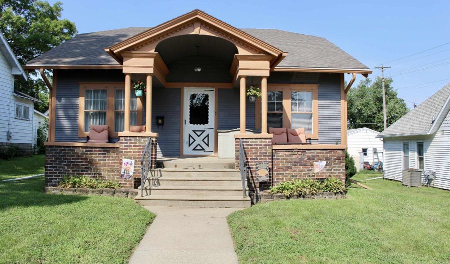 603 Spruce St, Atlantic, IA 50022 - 4 Beds, 1 Bath
