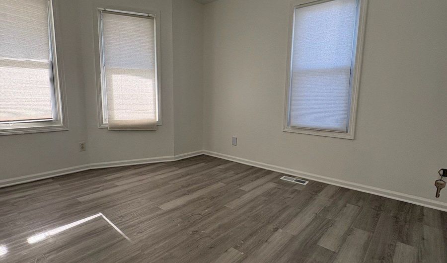 144 Whittier St, Bridgeport, CT 06605 - 3 Beds, 1 Bath