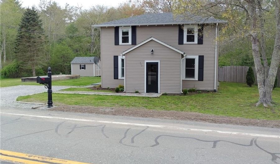 111 Hopkins Hollow Rd, Coventry, RI 02827 - 3 Beds, 2 Bath