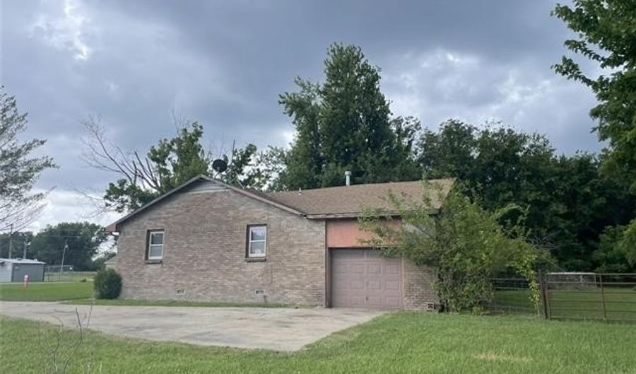 55250 E 297 Rd, Afton, OK 74331 - 3 Beds, 2 Bath