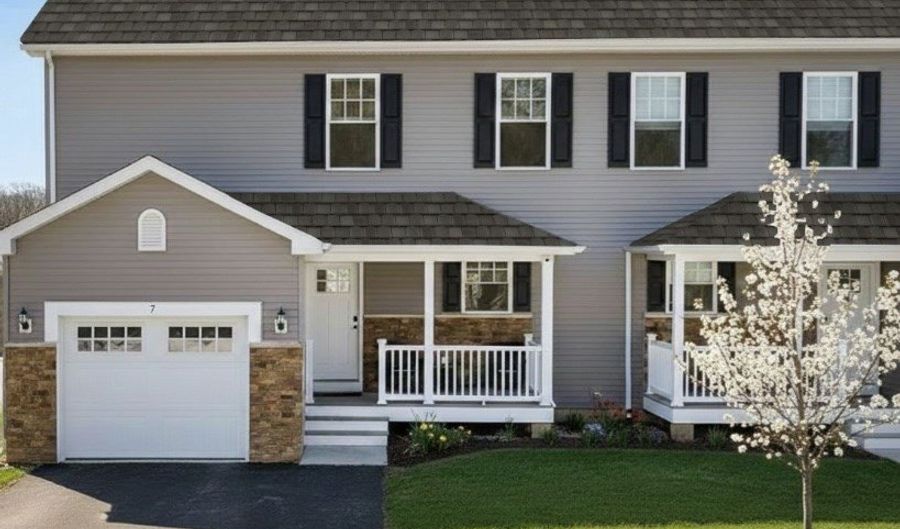 7 Sydney Rose Ct 7, Johnston, RI 02919 - 3 Beds, 3 Bath