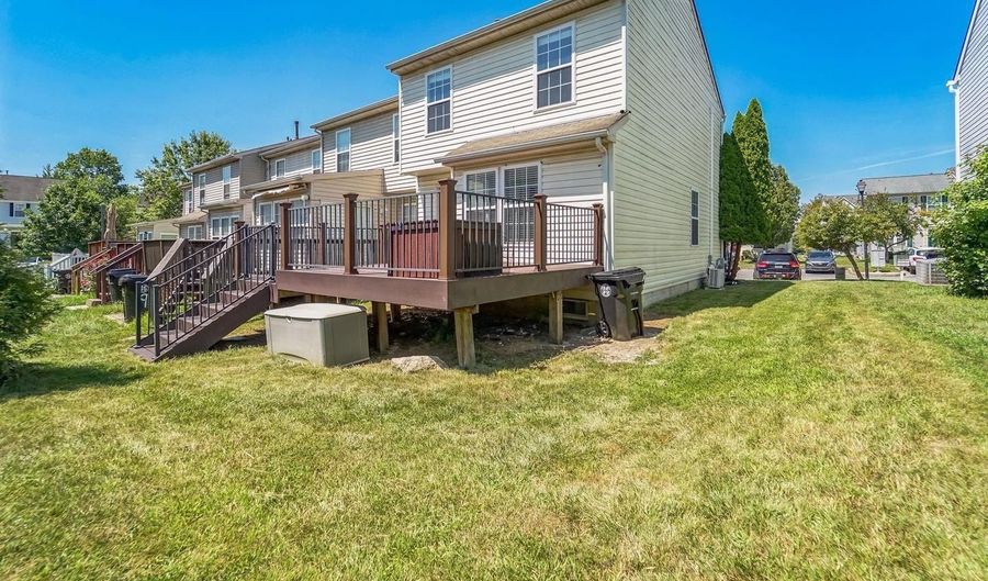 11 GEMSTONE Ct, Baltimore, MD 21244 - 3 Beds, 3 Bath