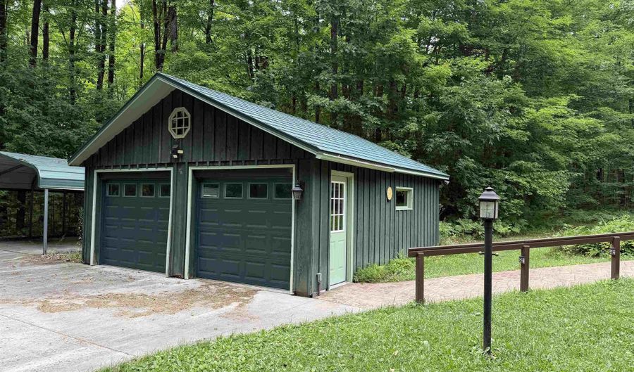 W7230 Marquis Rd, Amberg, WI 54102 - 2 Beds, 2 Bath