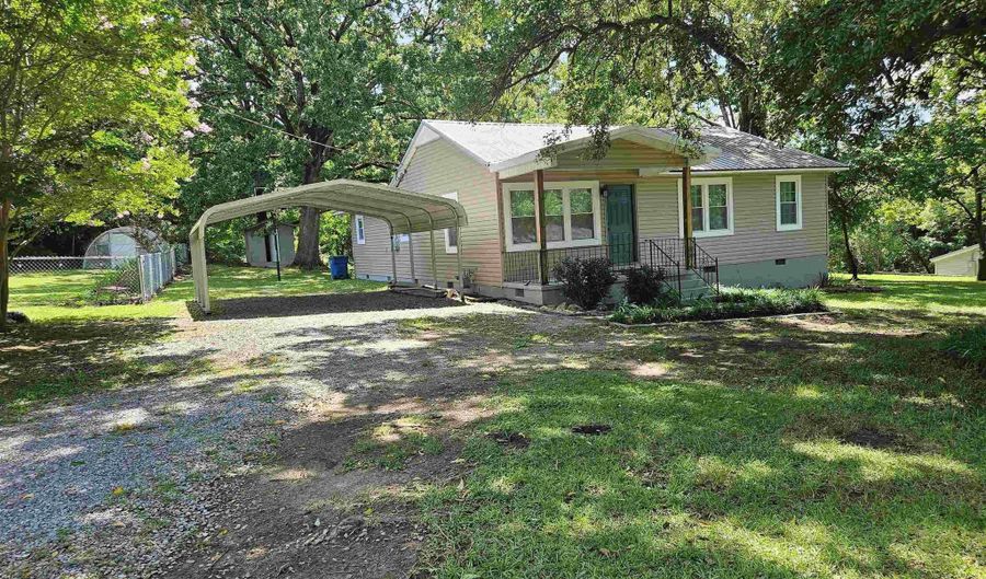 411 ROSEWOOD Ave, Anniston, AL 36201 - 3 Beds, 2 Bath