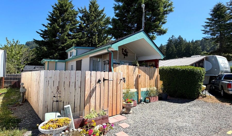 16117 HIGHWAY 101 76, Brookings, OR 97415 - 1 Beds, 1 Bath