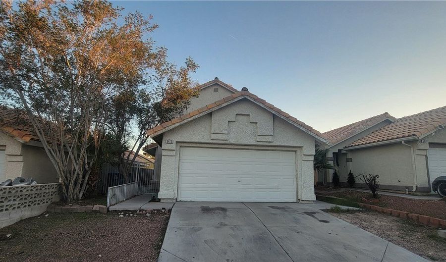 5413 Maddox Ave, Las Vegas, NV 89107 - 4 Beds, 2 Bath