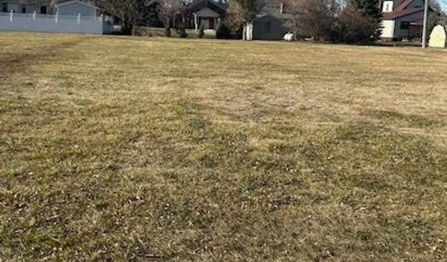 306 Main St, Bottineau, ND 58318 - 0 Beds, 0 Bath